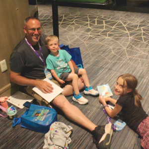 Why Attend a Homeschool Conference? 5 Reasons All Homeschoolers Should Consider It